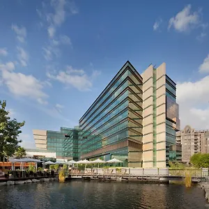 https://jumeirah-creekside-hotel.sharjah-hotels.com