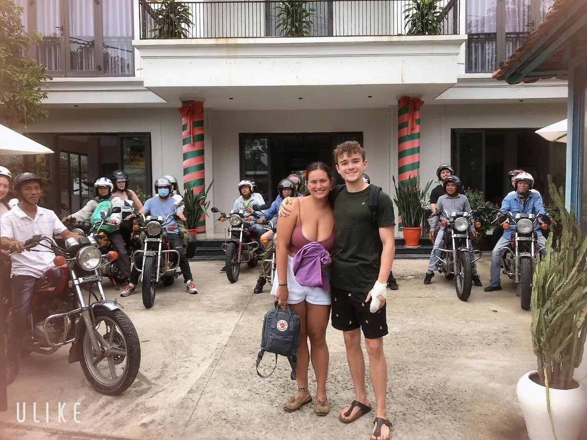 Bed Station Hostel & Pool Bar Hoi An 