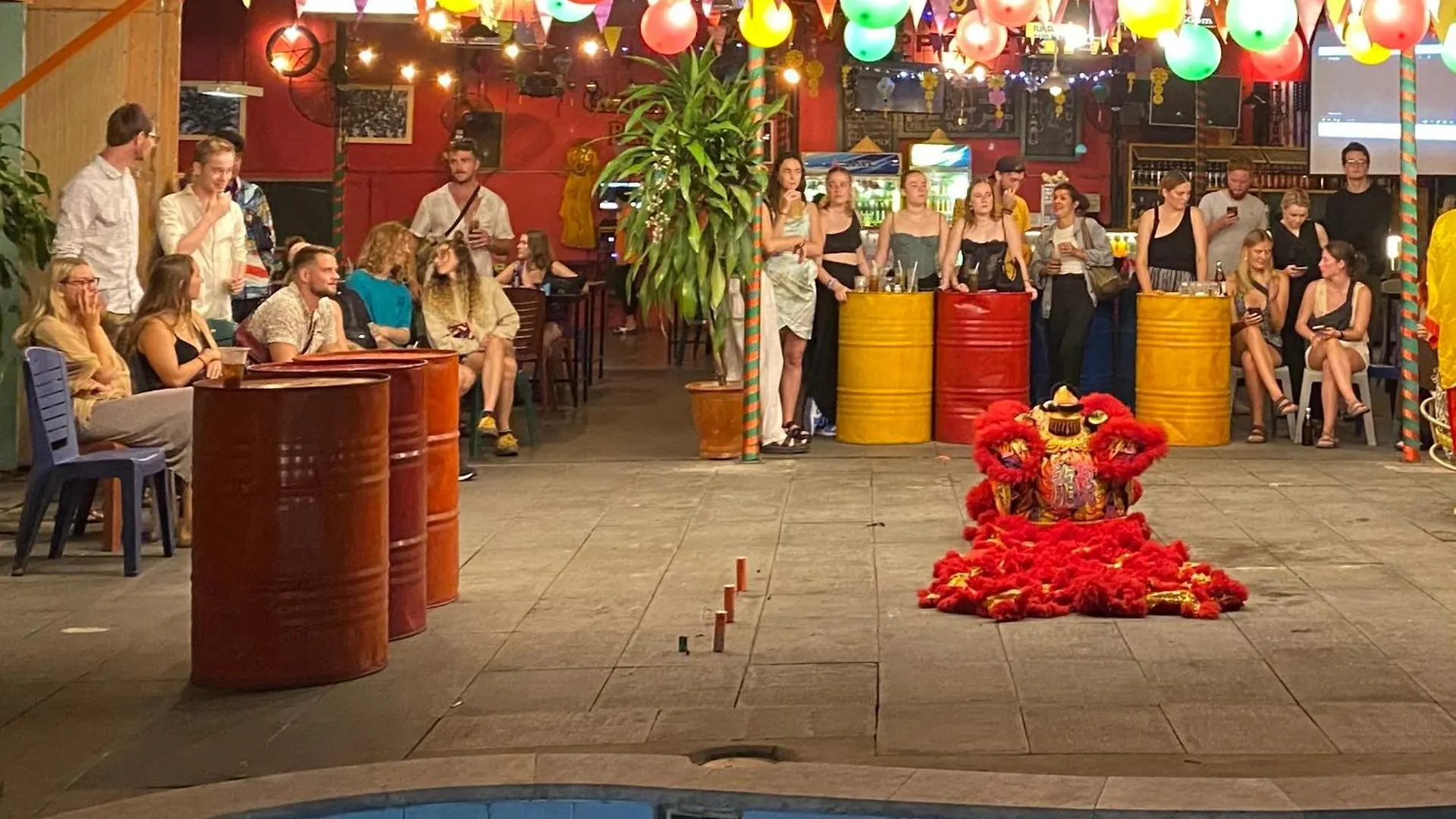 Bed Station Hostel & Pool Bar Hoi An 