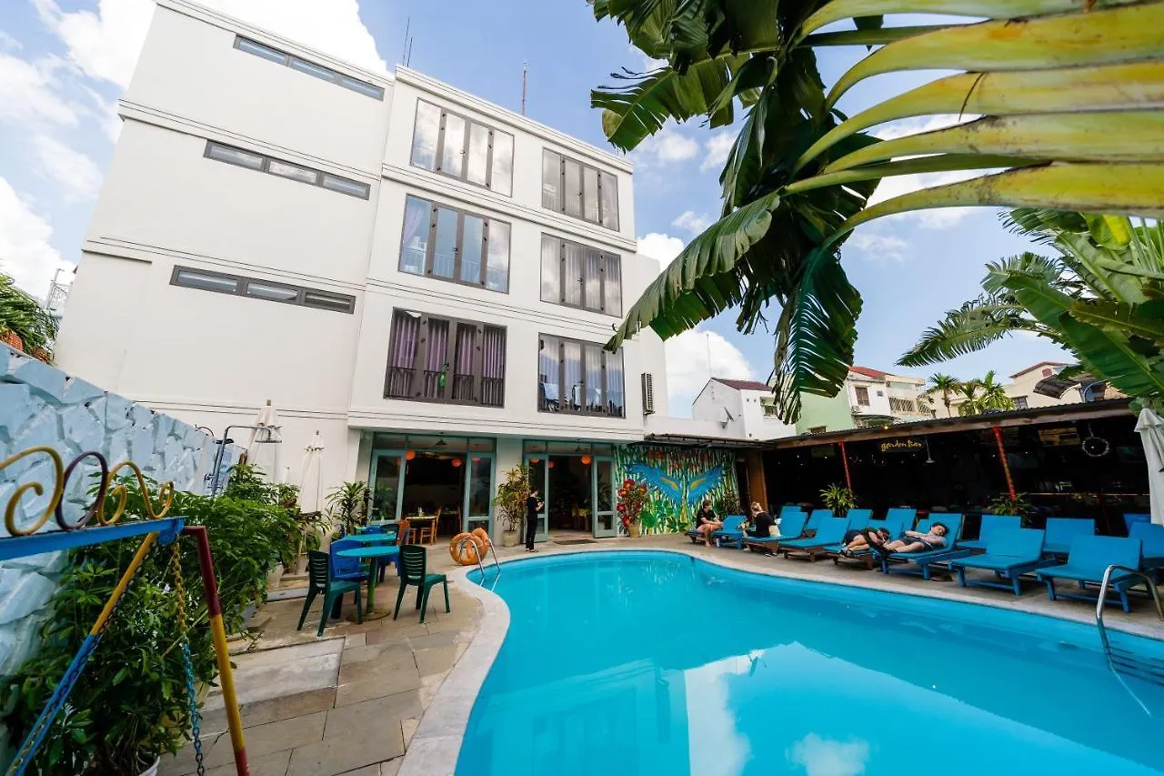 Bed Station Hostel & Pool Bar Hoi An 